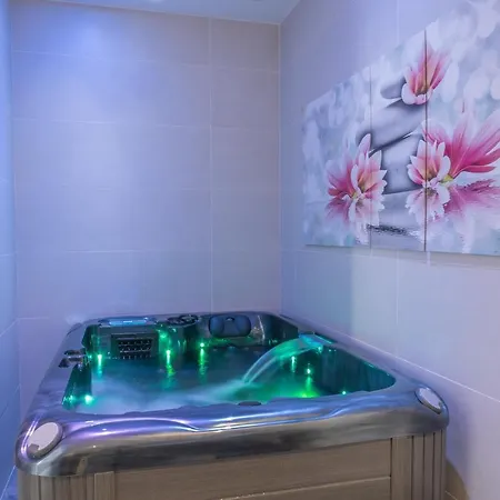 Les Terrasses De - Appt Avec Jacuzzi Appartement *